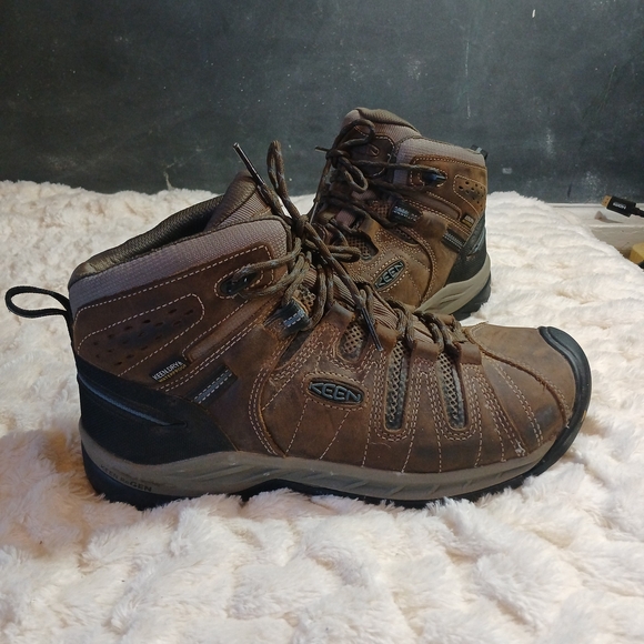 KEEN Men's Size 9.5D Utility Flint II Mid Waterproof Steel Toe Work Boots - Picture 6 of 10